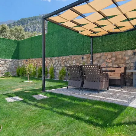 Villa Montana 1 *